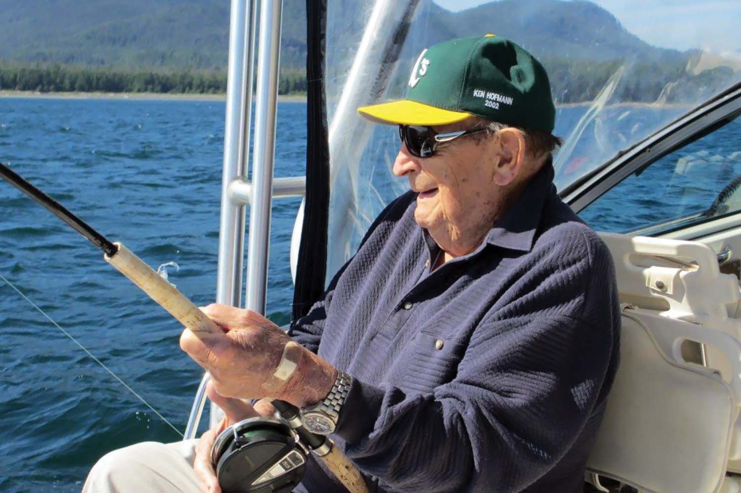 Hunter-philanthropist Ken Hofmann passes away at 95 — California