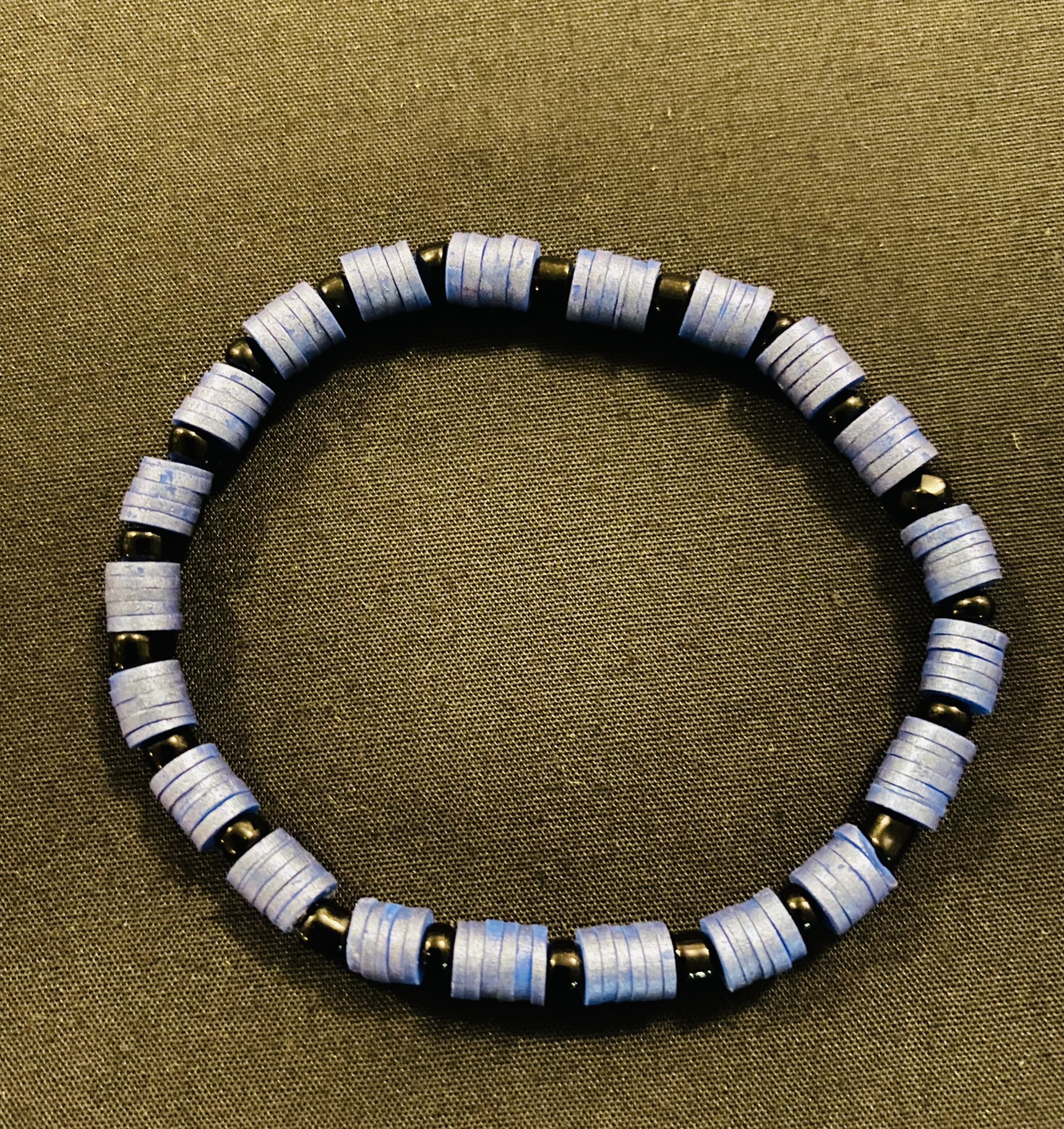Single Strand Periwinkle Blue Black Rubber Beaded Bracelet By Stacy 