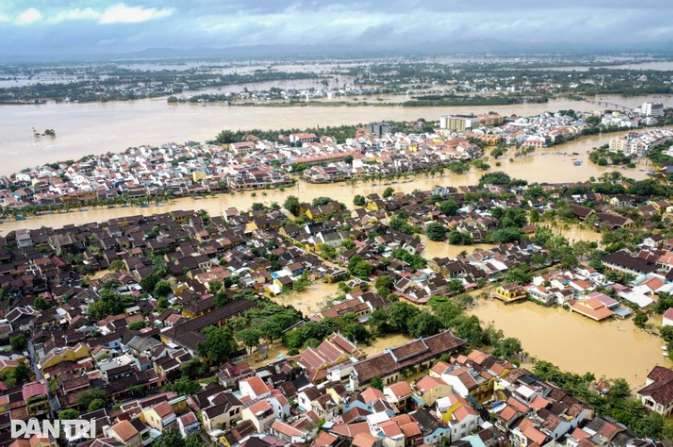 Help Vietnam's families and local communities to recover from the recent extensive flooding