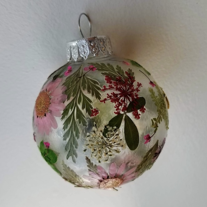 Craft Workshop: Festive Flower Ornaments