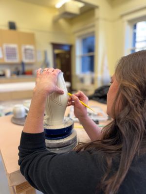 Intermediate Pottery: Large Forms
