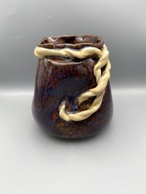 Vase 8