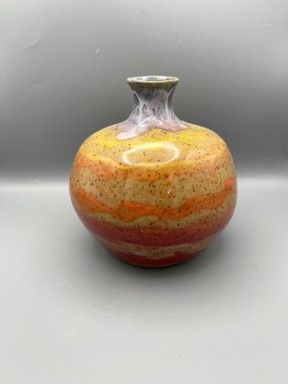 Vase 9
