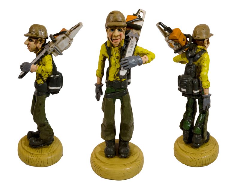 Knuckle Dragger Statue — Wildland Firefighter Foundation