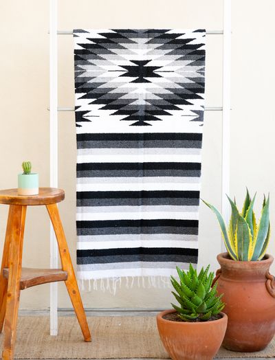 Ensenada Diamante Blanket