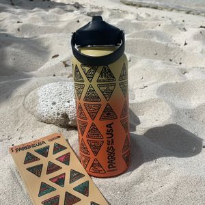 Yellow Parks Of The USA 32oz Bucket List Water Bottle