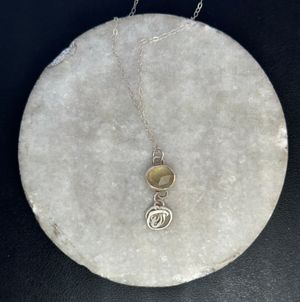 Rosa Necklace with Pendant