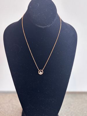 Classic Wave Circle Necklace