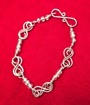 Figure Eights and Clear Beaded Bracelet