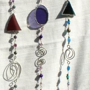 Mar 25: Wire, Glass and Bead Suncatchers