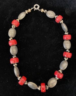 Vintage Coral/Silver/Beaded Necklace