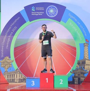 Tom runs the Manchester Marathon