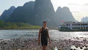 The Heartbeat Tour - Hanoi to Da Nang Run for Blue Dragon