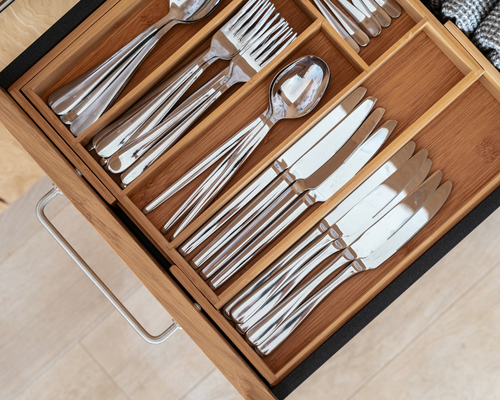 Cutlery (4 sets)