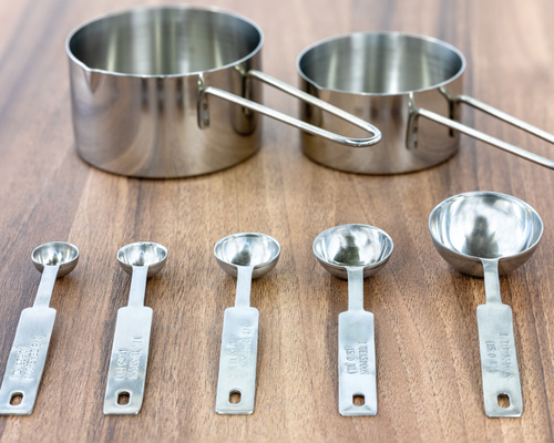 Measuring spoons