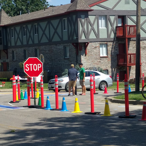 Pop-up traffic signs