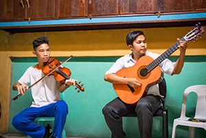 Art Supplies, Musical Instruments