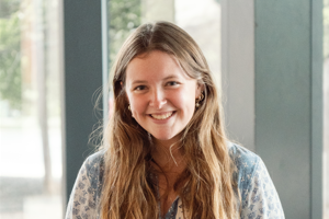 Sara Larson