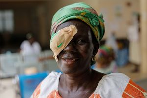Sight-Restoring Cataract Surgery