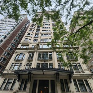 Rittenhouse Square East Tour on August 9 at 10am