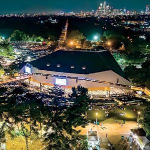A Century of Music Under the Stars: A History of the Mann Center for the Performing Arts and Robin Hood Dell