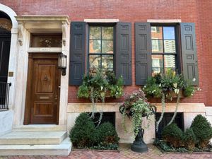 Barbara Eberlein and Jerry Wind Private House Tour