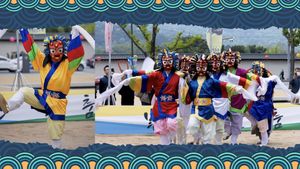 BongSan Mask Talchum Dance Play Workshop