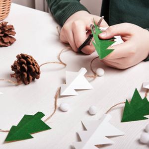 Holiday Garland Making, D.I.Y. Garland