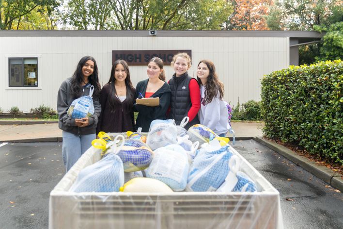 Sacramento Country Day School's Turkey Drive